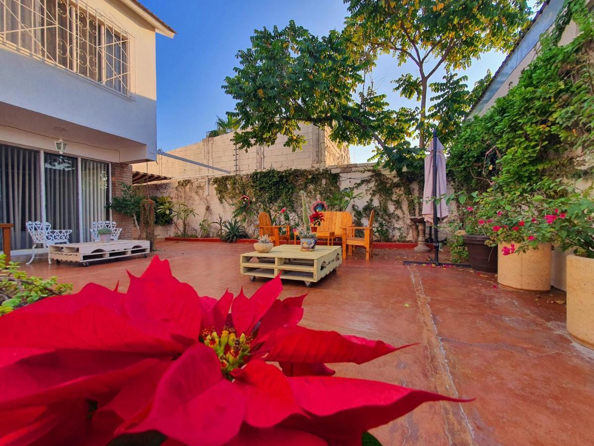 Adventure Inn La Paz Ngoại thất bức ảnh