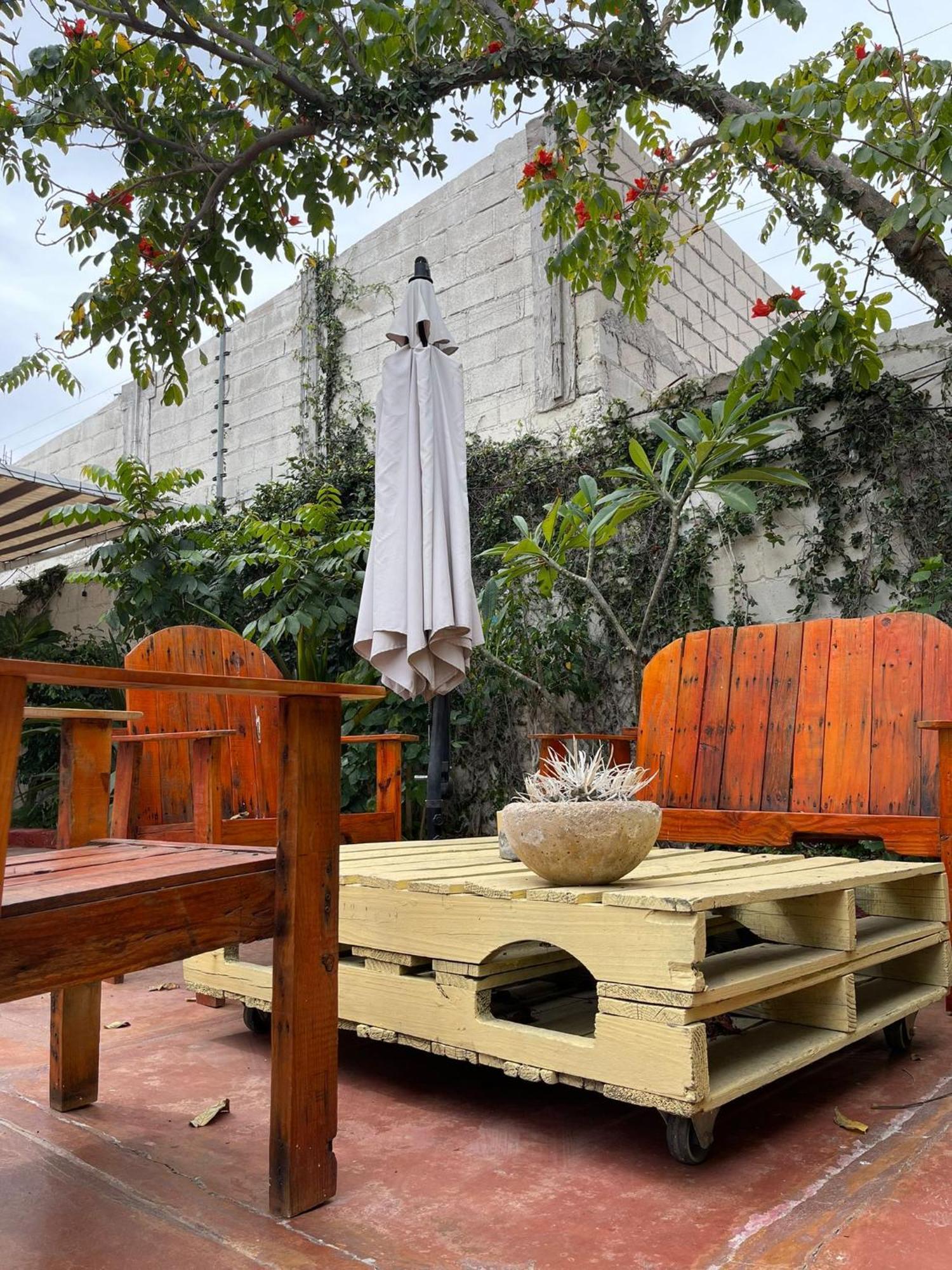 Adventure Inn La Paz Ngoại thất bức ảnh